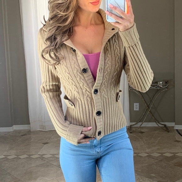 Banana Republic Sweaters - Banana Republic Cashmere Cable Knit Nude Cardigan